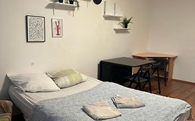 Private Room 1 Km From Center With Kitchen