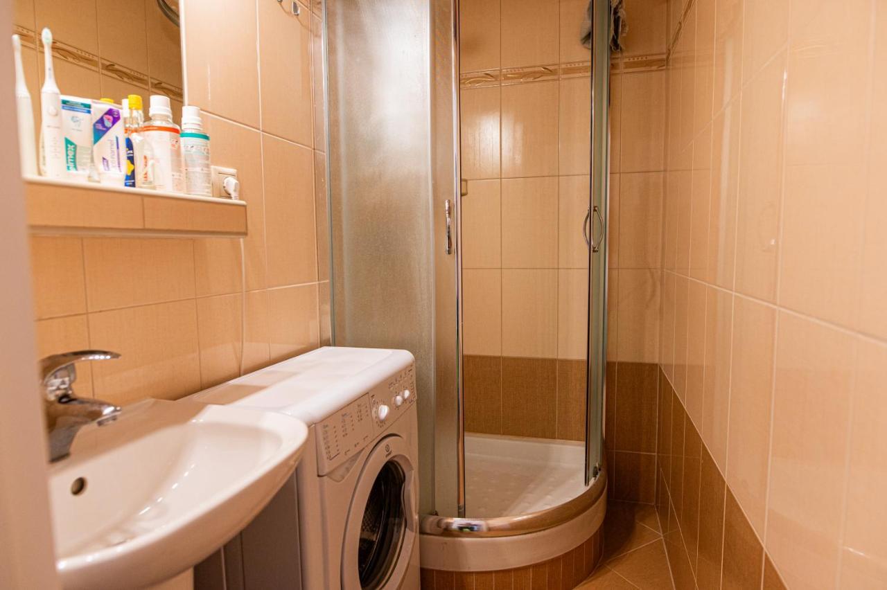 Private Room 1 Km From Center With Kitchen Bratislava Exteriér fotografie
