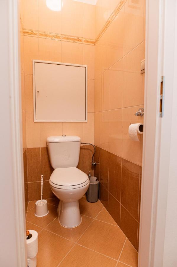 Private Room 1 Km From Center With Kitchen Bratislava Exteriér fotografie